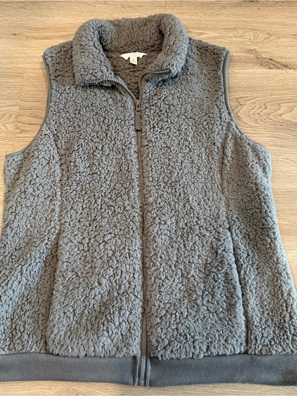 Women’s Gray Sherpa Zip Vest - Medium